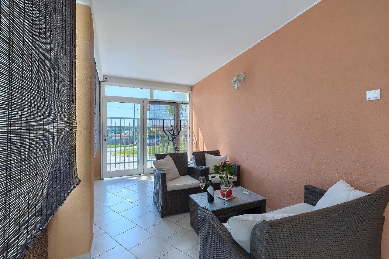 Studio Apartman Luka Pomer 0*,  Croatia