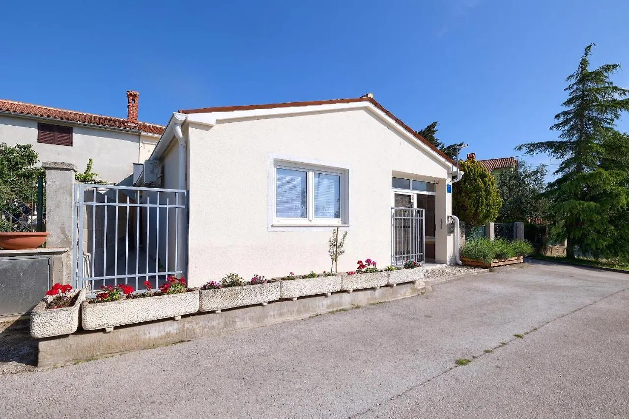 Studio Apartman Luka Pomer